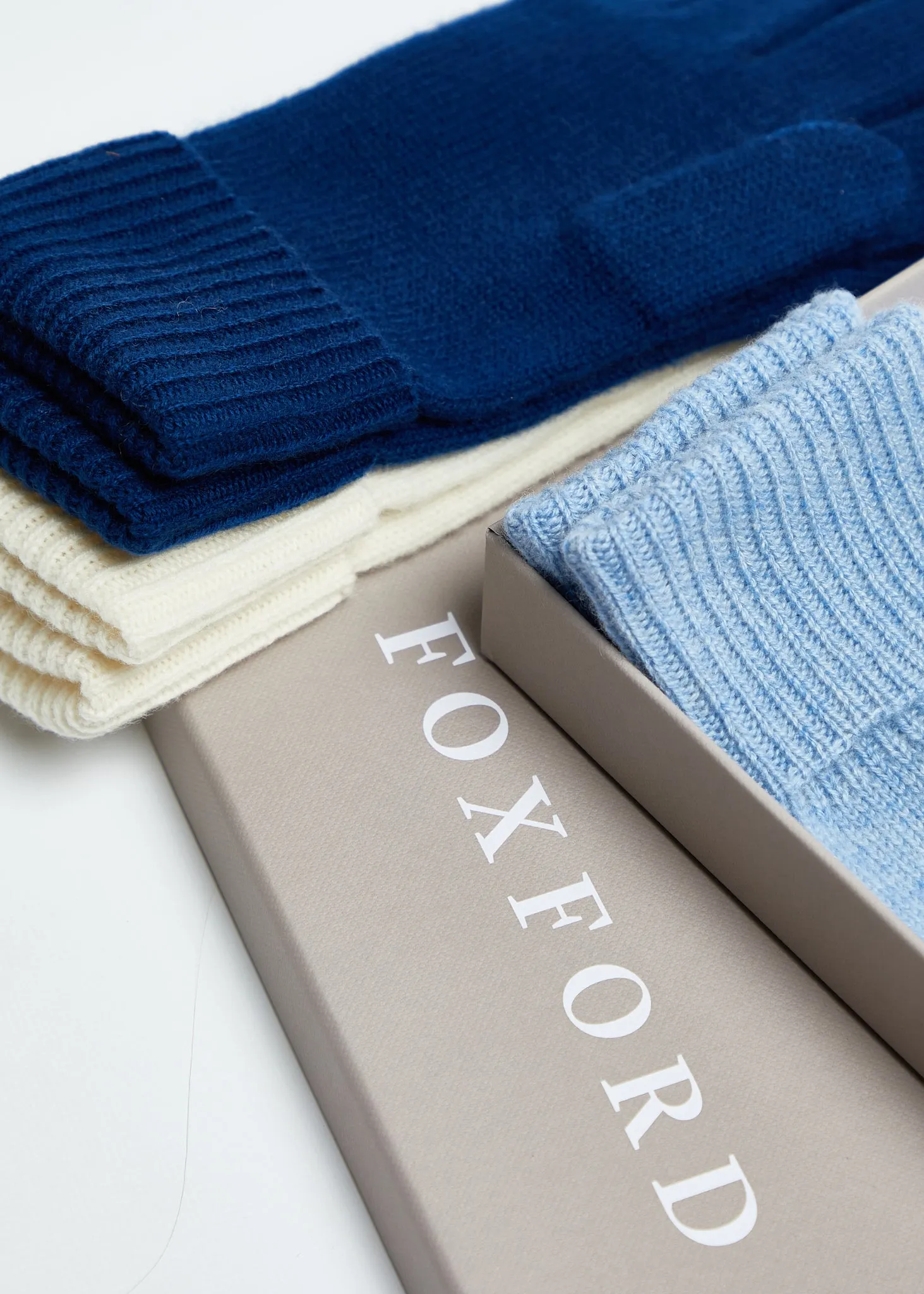 Foxford Navy Ribbed Cashmere Scarf