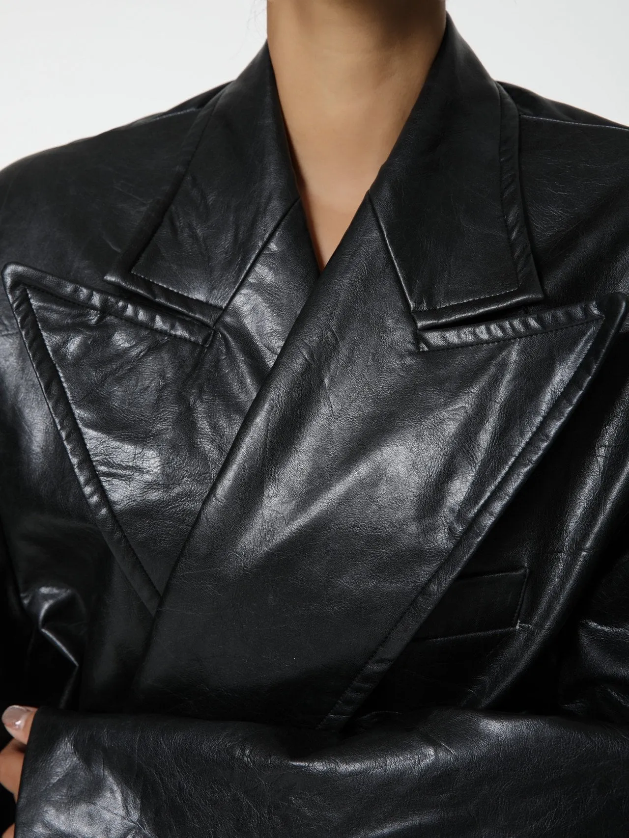 LUXE PEAKED LAPEL VEGAN WASHED LEATHER COAT