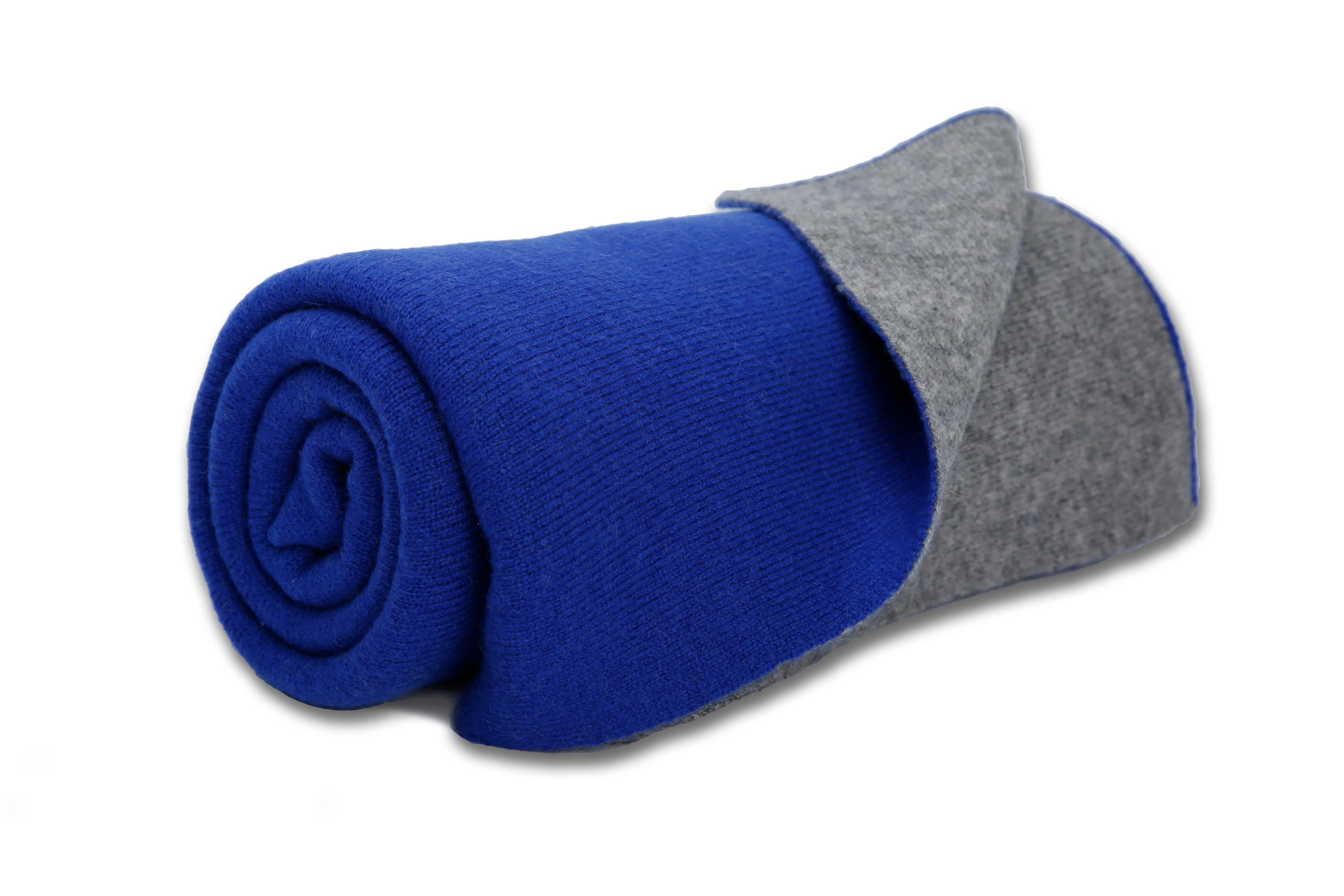 PRU Luxury Two-Tone Woolen Blanket