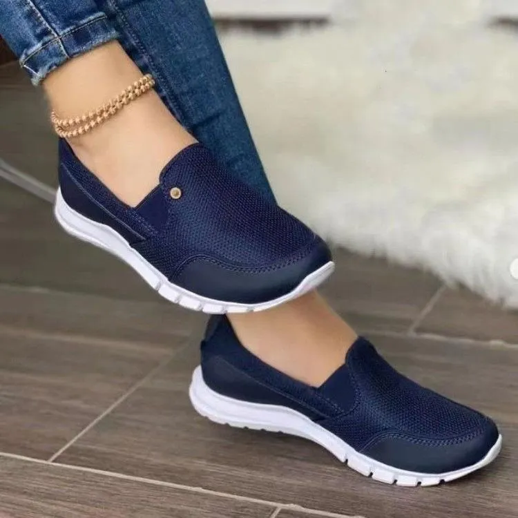 Slip on soft flat mesh casual sneakers